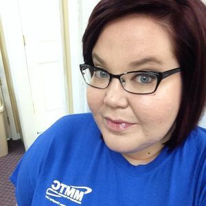 Meet your Posher, Adrienne